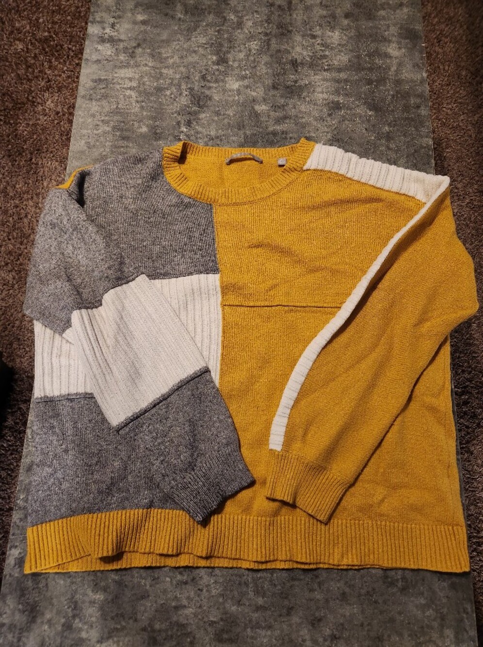 Cyrus sweater